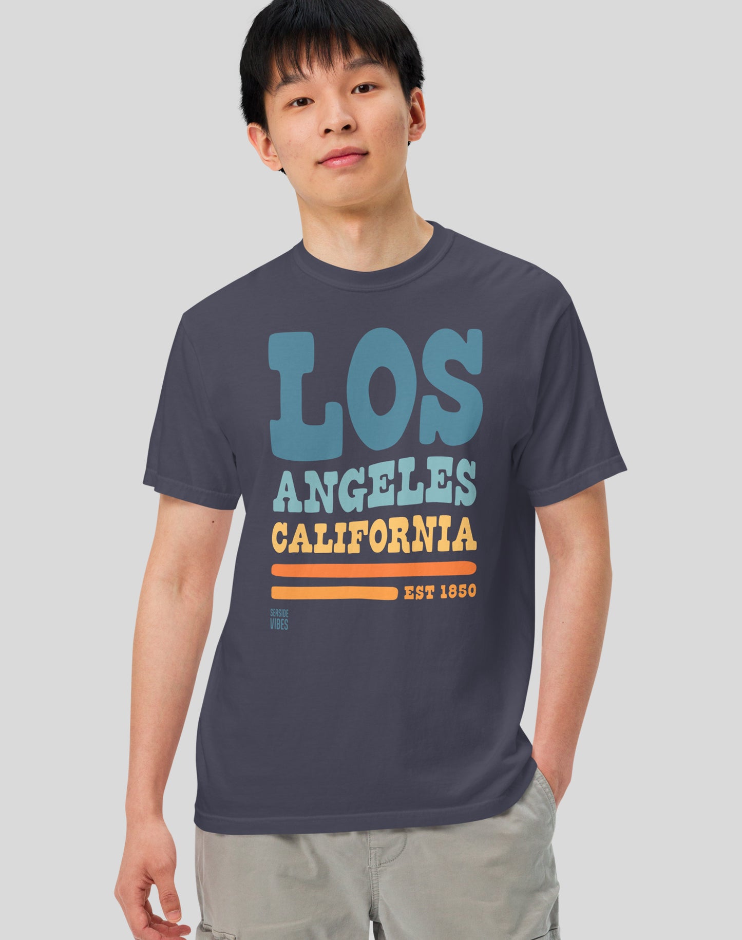 Unisex: Los Angeles Vibes Tee - 100% Cotton | Navy