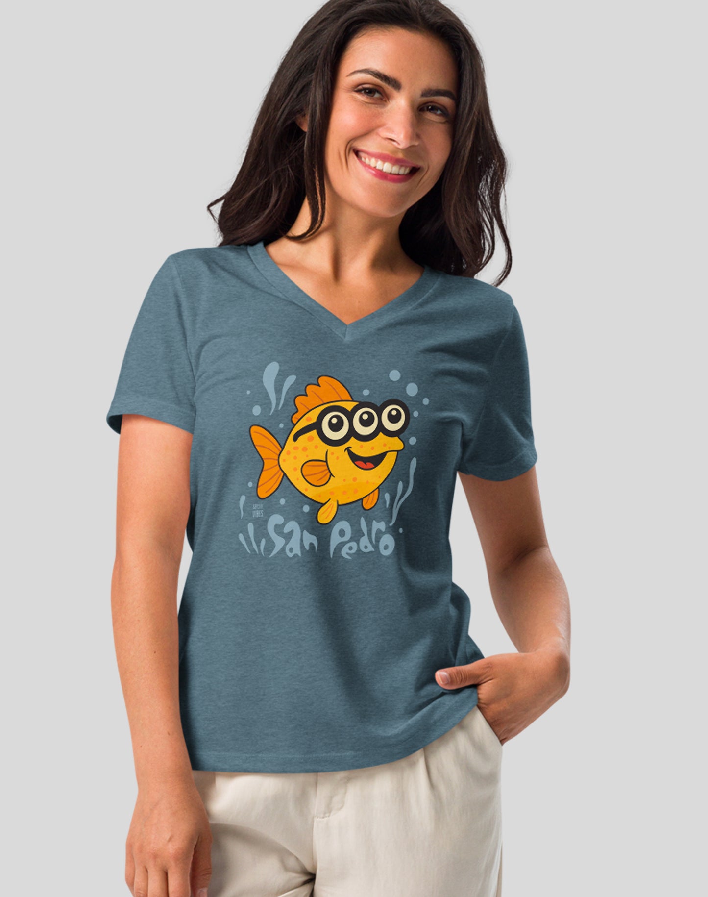 V-Neck: San Pedro 3-Eyed Flounder Tee | Heather Slate