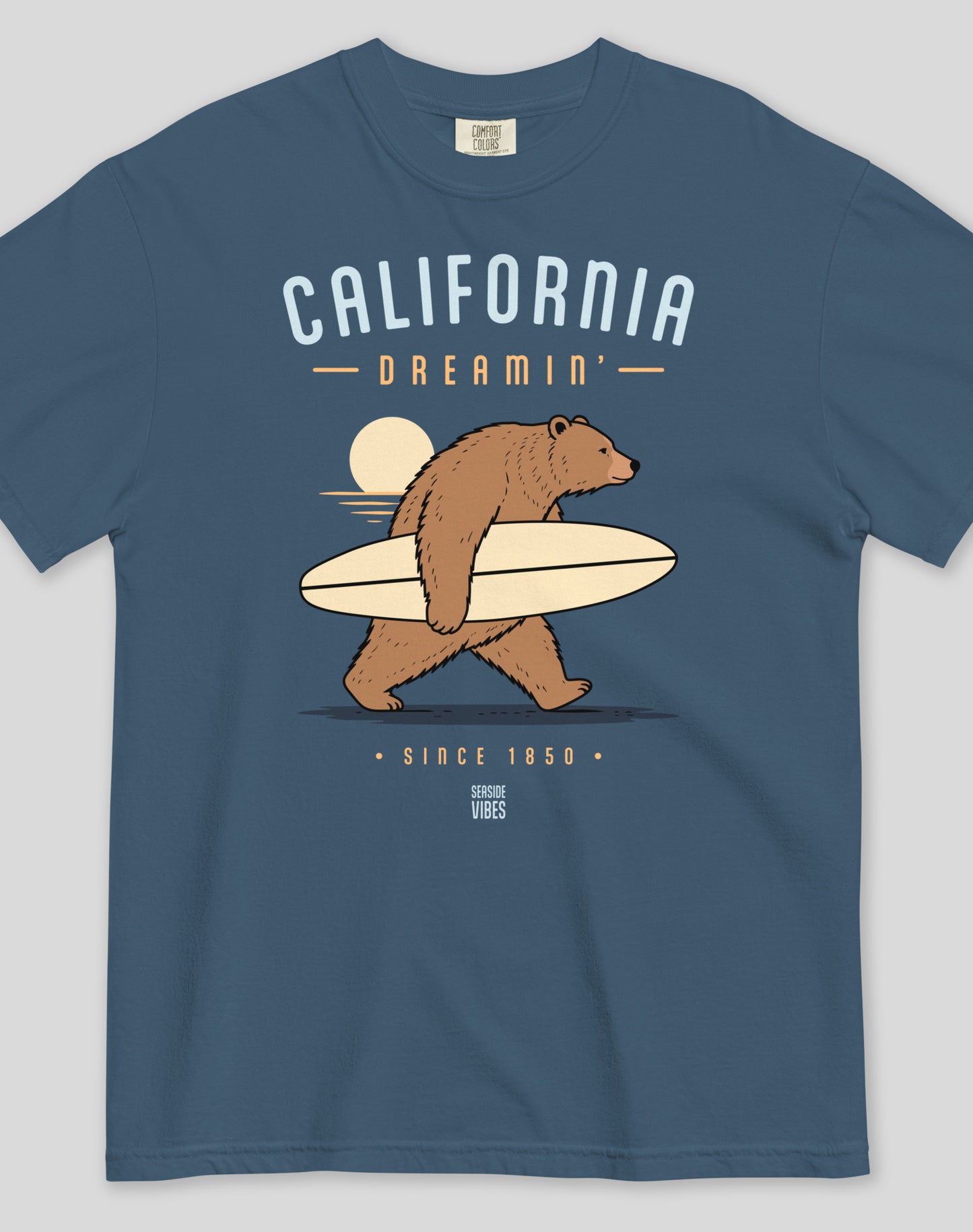 Unisex: California Dreamin' Tee - 100% Cotton | Midnight